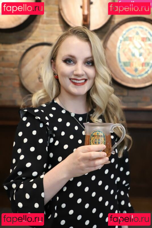 Evanna Lynch / evannalynch Onlyfans Photo Gallery 