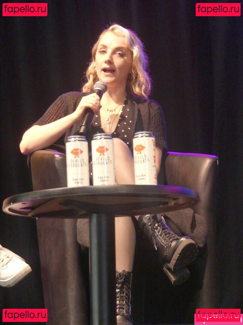 Evanna Lynch / evannalynch Onlyfans Photo Gallery 