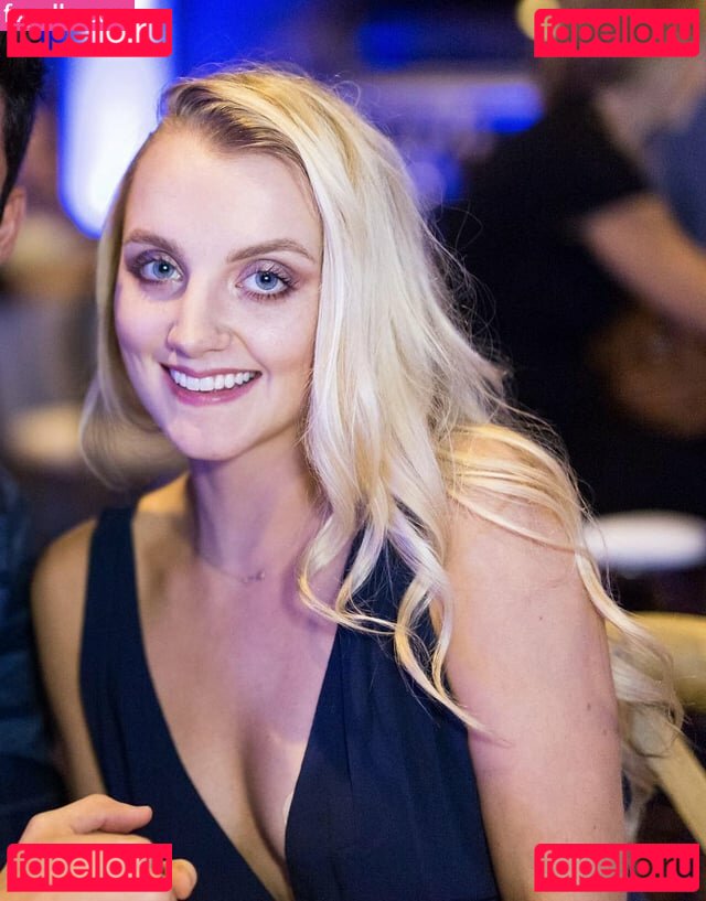 Evanna Lynch / evannalynch Onlyfans Photo Gallery 