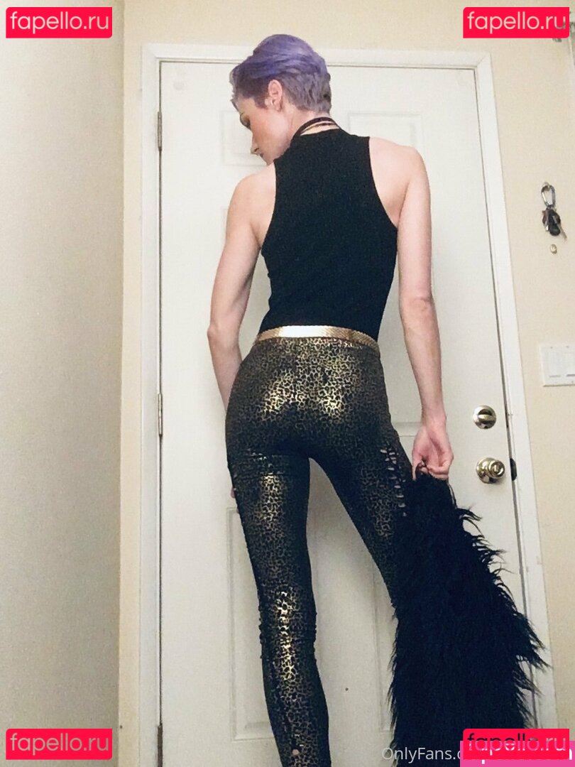 stvincentin / stvincentvice Onlyfans Photo Gallery 