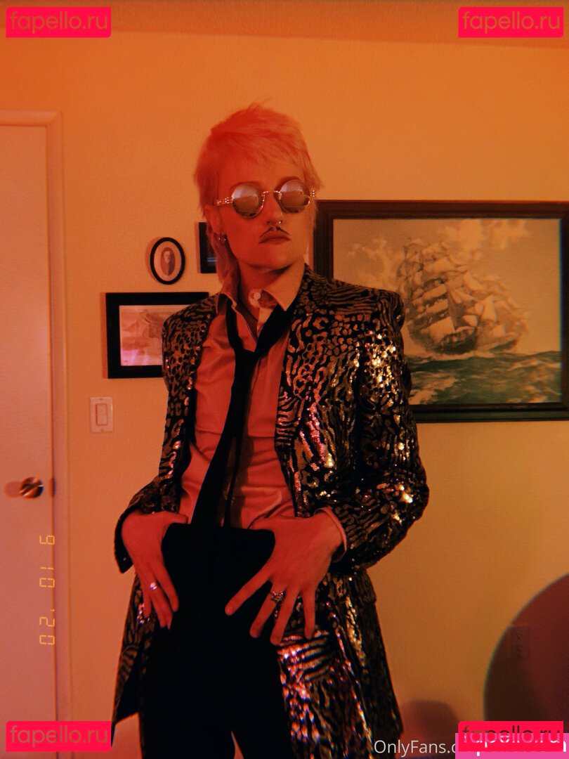 stvincentin / stvincentvice Onlyfans Photo Gallery 