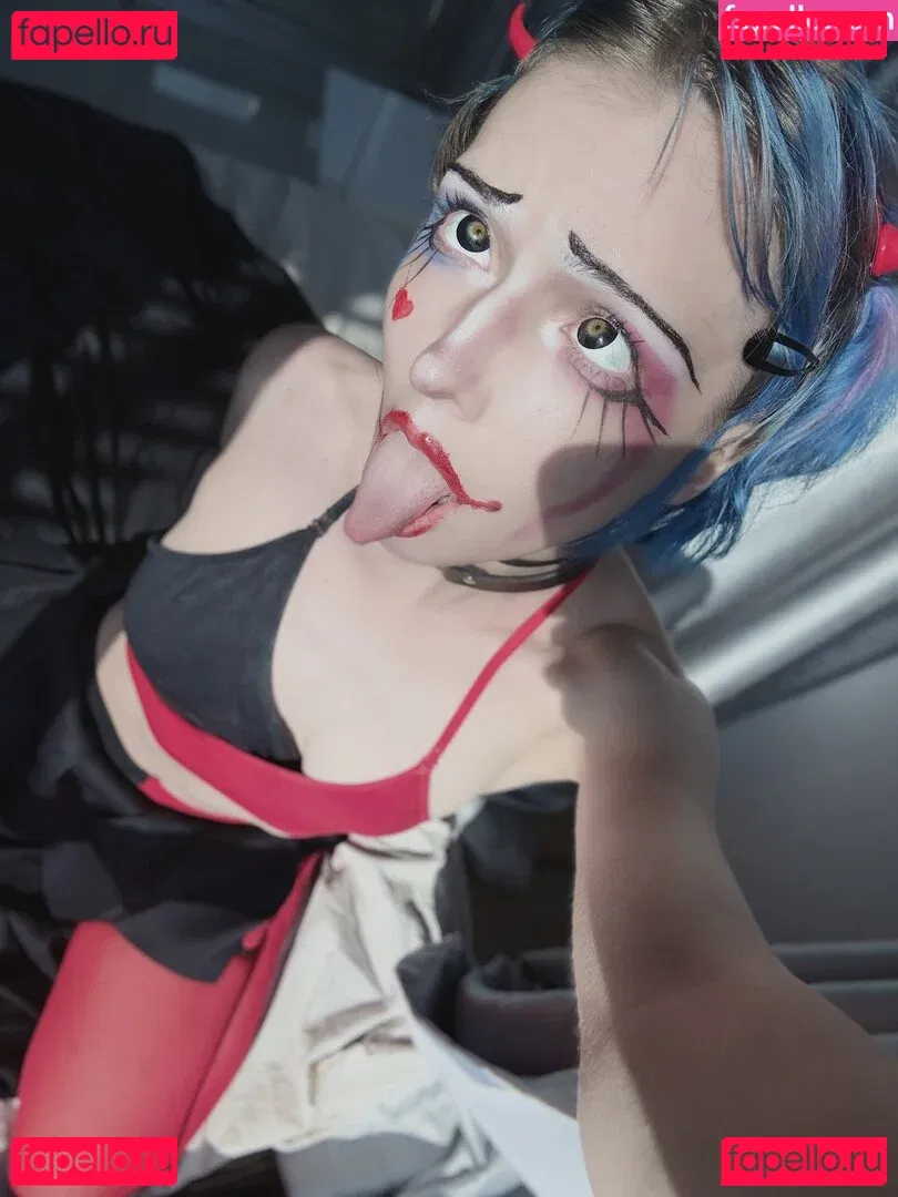 Margo Kuzina Onlyfans Photo Gallery 