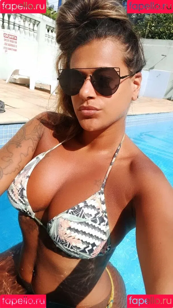 Caiala Tavares Onlyfans Photo Gallery 