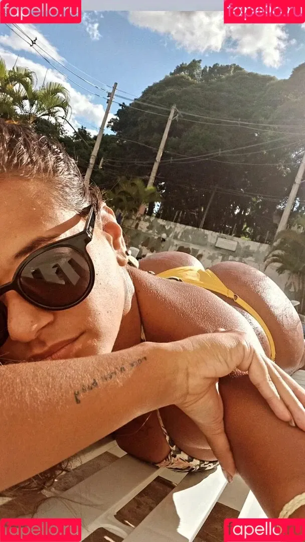 Caiala Tavares Onlyfans Photo Gallery 