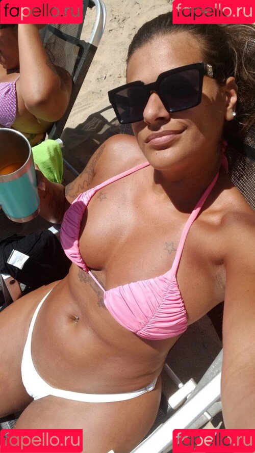 Caiala Tavares Onlyfans Photo Gallery 