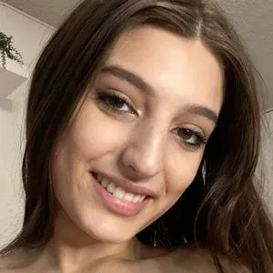 AlisonRainer Onlyfans Photo Gallery 