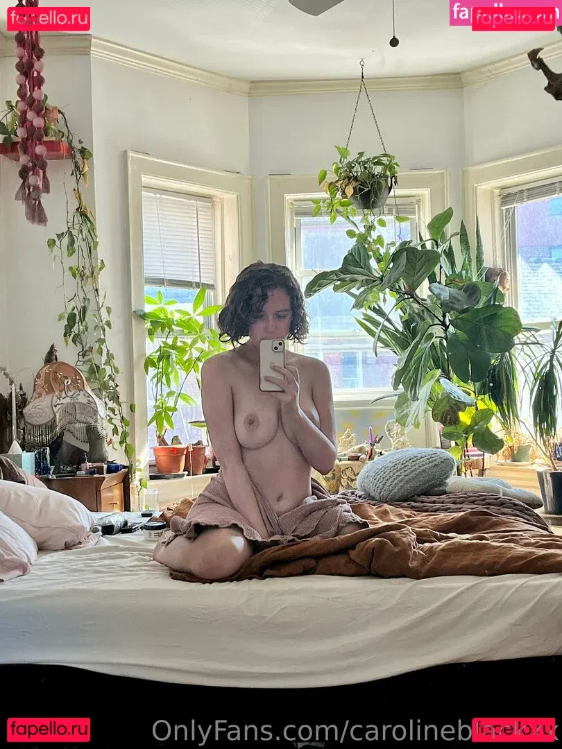 carolineblackxx Onlyfans Photo Gallery 