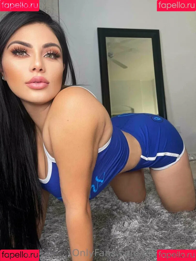 vianeyfree Onlyfans Photo Gallery 