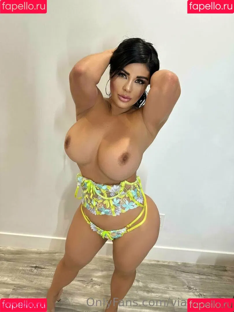 vianeyfree Onlyfans Photo Gallery 