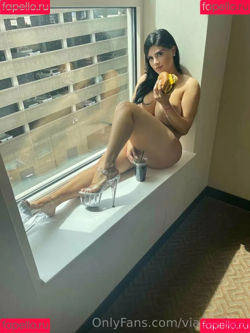 vianeyfree Onlyfans Photo Gallery 