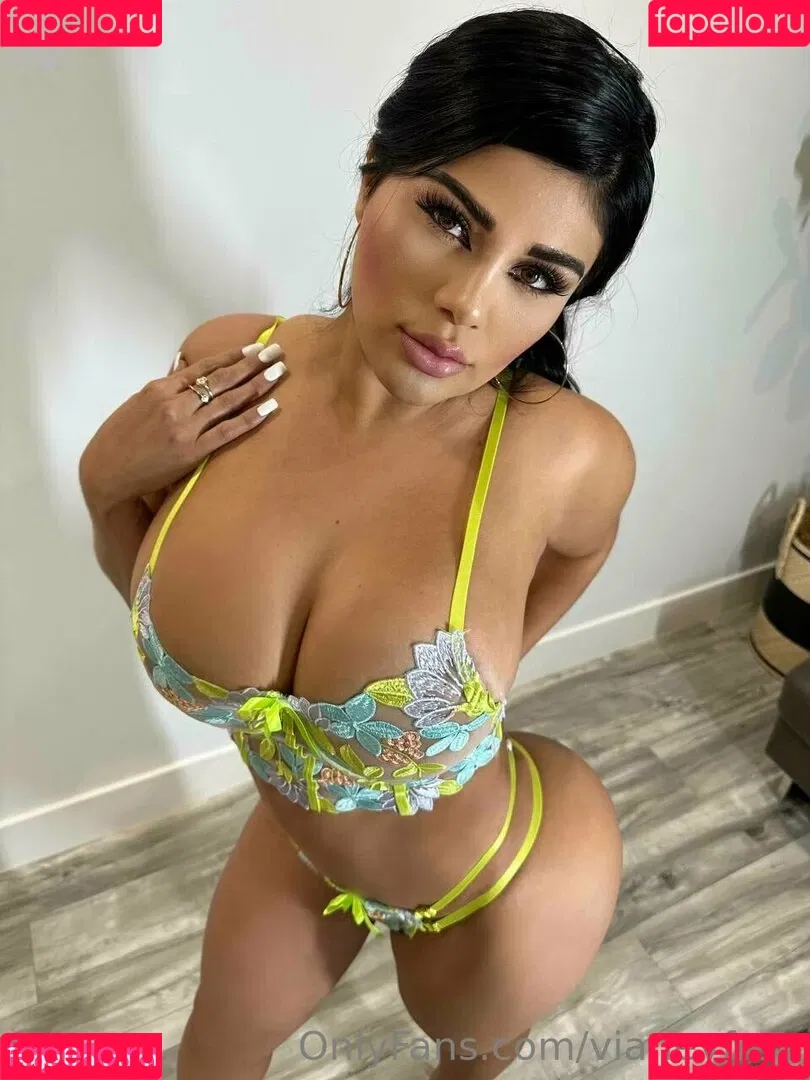 vianeyfree Onlyfans Photo Gallery 