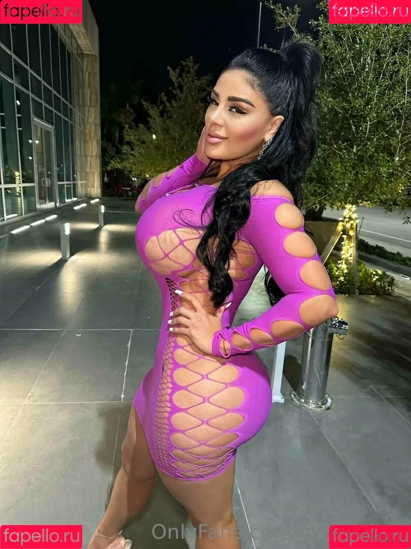 vianeyfree Onlyfans Photo Gallery 