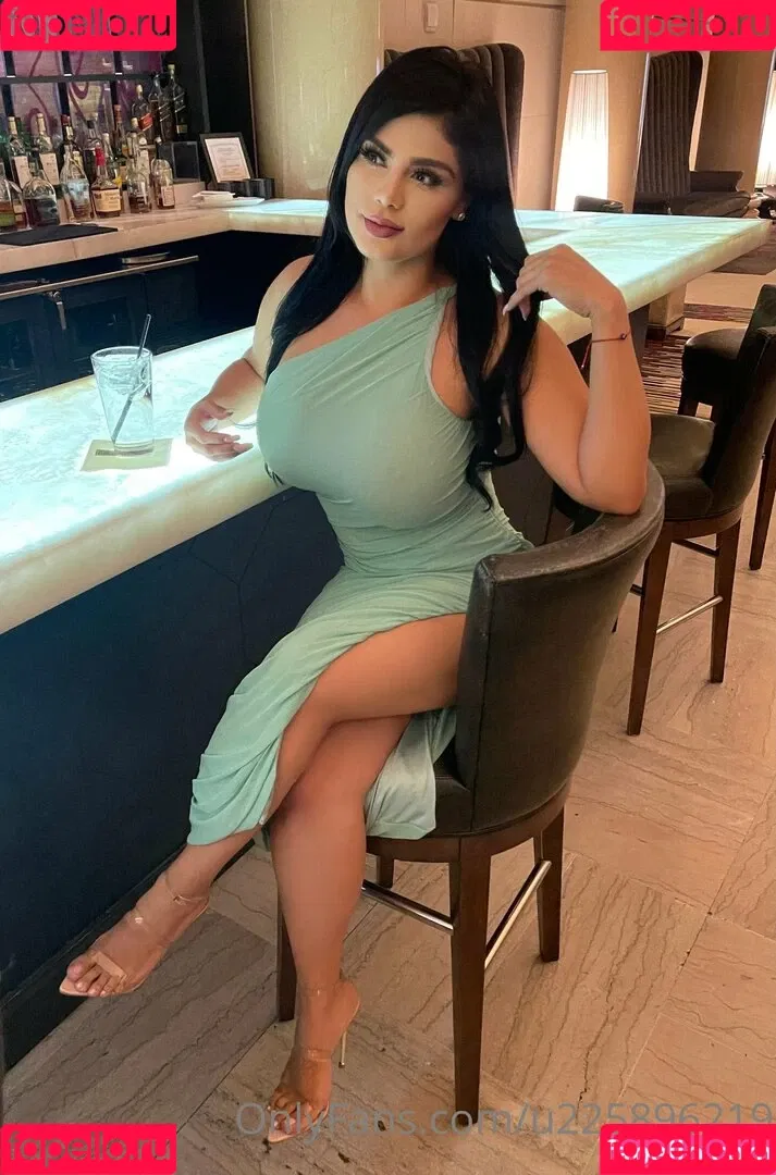 vianeyfree Onlyfans Photo Gallery 