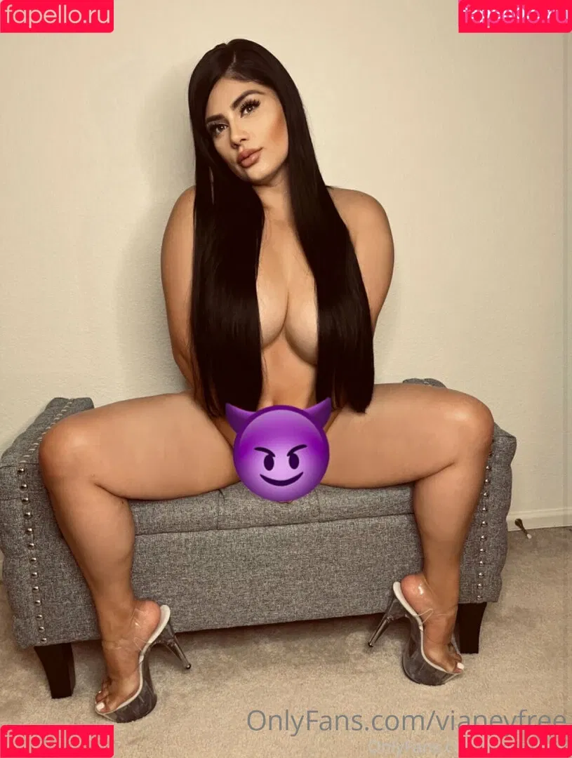 vianeyfree Onlyfans Photo Gallery 