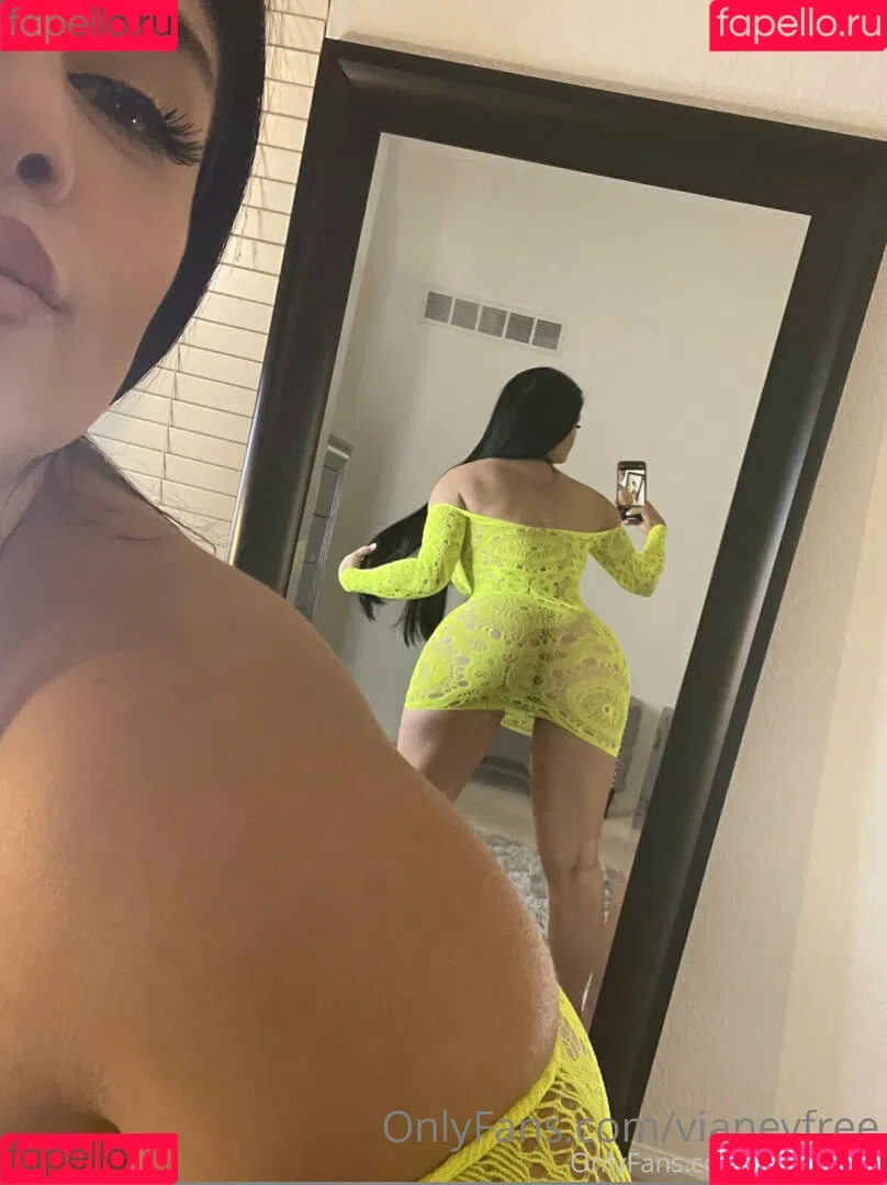 vianeyfree Onlyfans Photo Gallery 