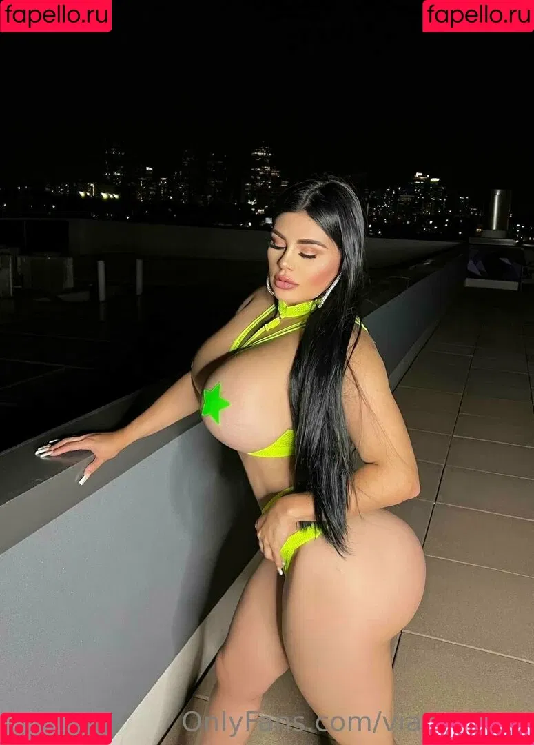 vianeyfree Onlyfans Photo Gallery 
