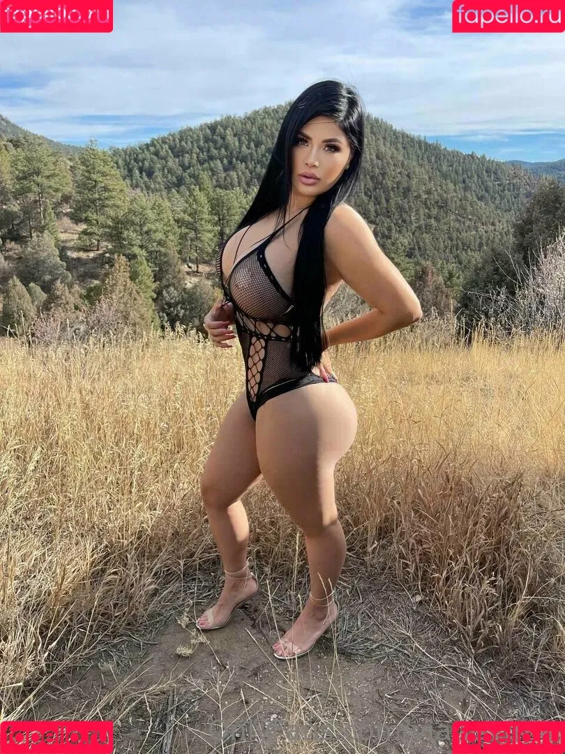 vianeyfree Onlyfans Photo Gallery 