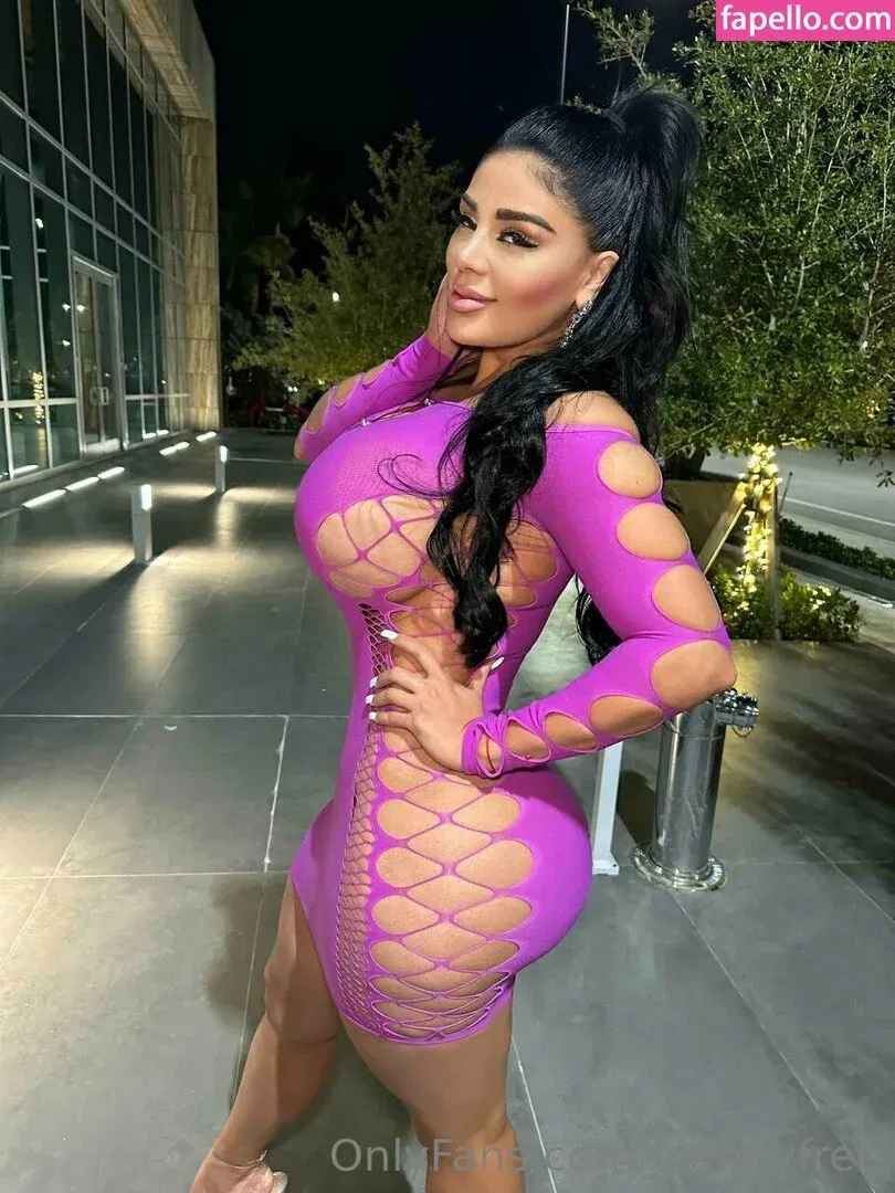 vianeyfree Onlyfans Photo Gallery 