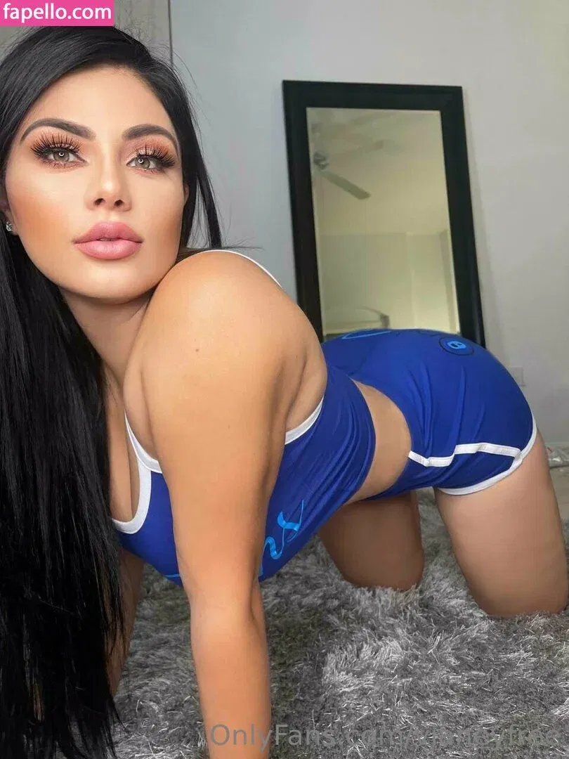 vianeyfree Onlyfans Photo Gallery 