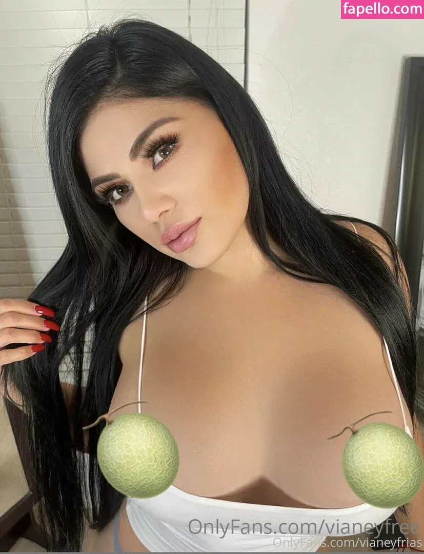 vianeyfree Onlyfans Photo Gallery 