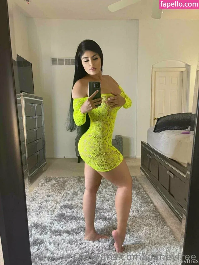 vianeyfree Onlyfans Photo Gallery 