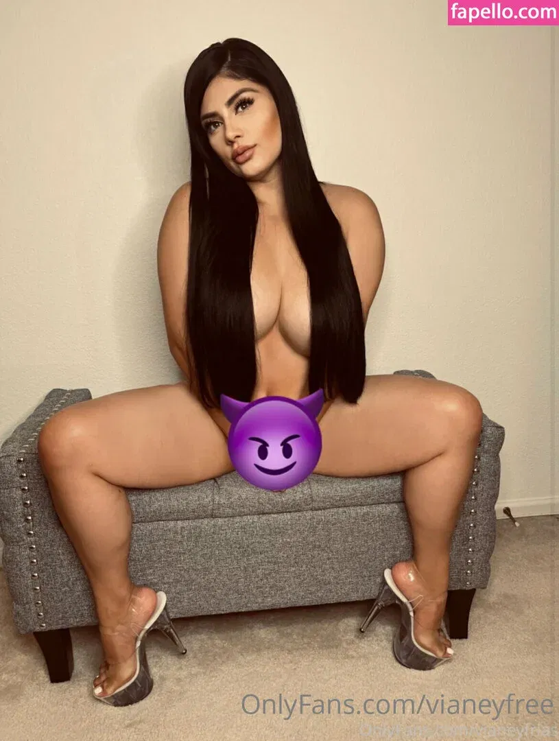 vianeyfree Onlyfans Photo Gallery 