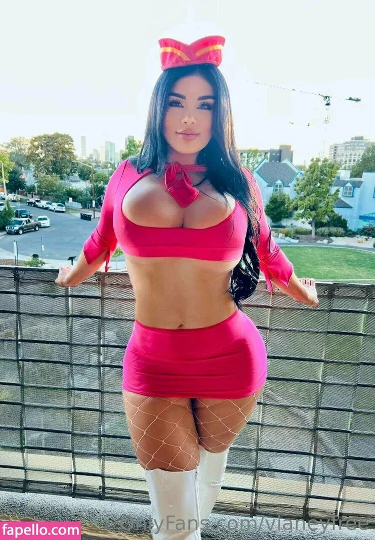 vianeyfree Onlyfans Photo Gallery 