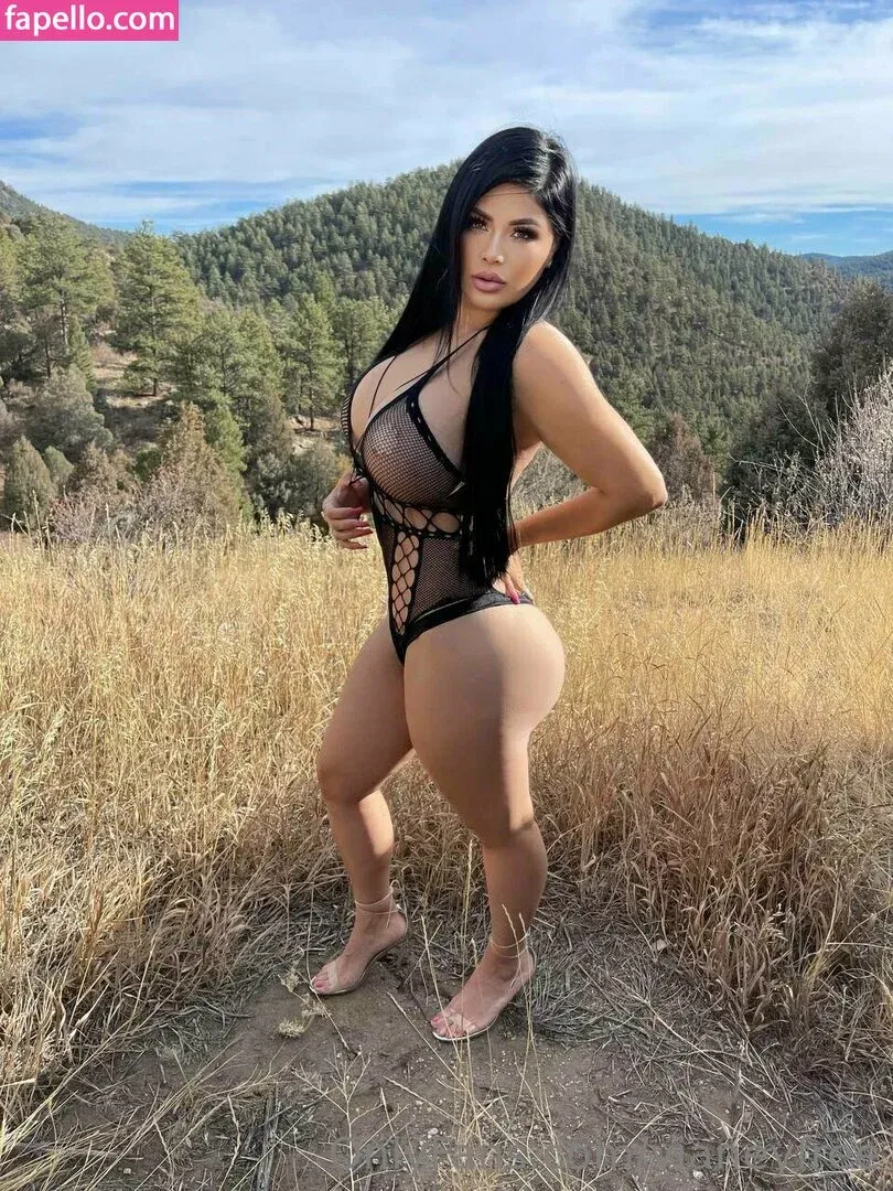 vianeyfree Onlyfans Photo Gallery 