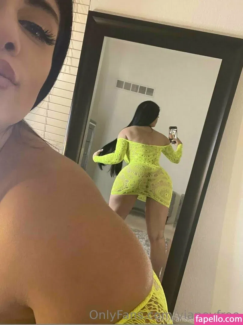 vianeyfree Onlyfans Photo Gallery 