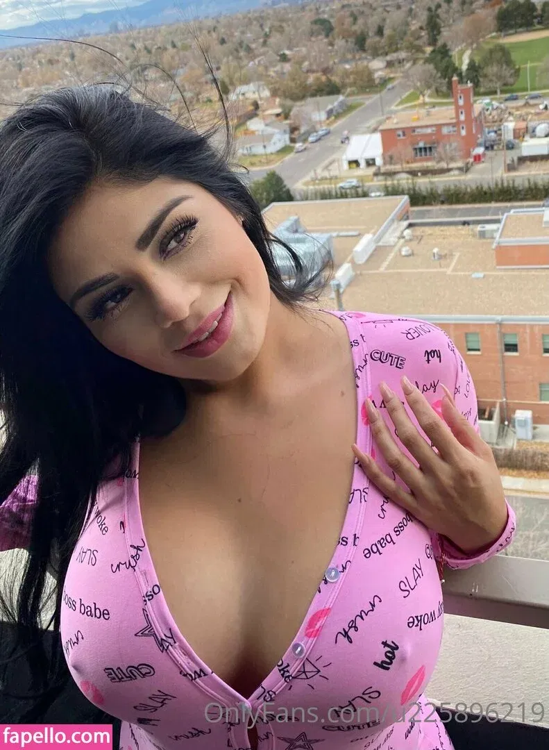 vianeyfree Onlyfans Photo Gallery 