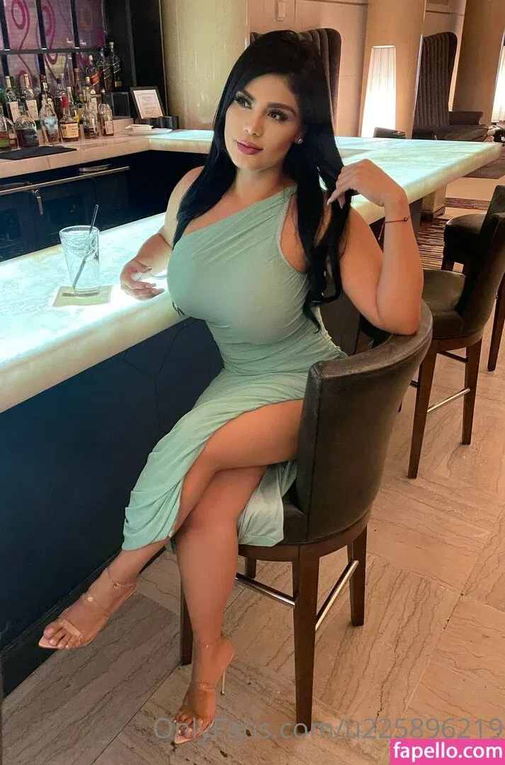 vianeyfree Onlyfans Photo Gallery 