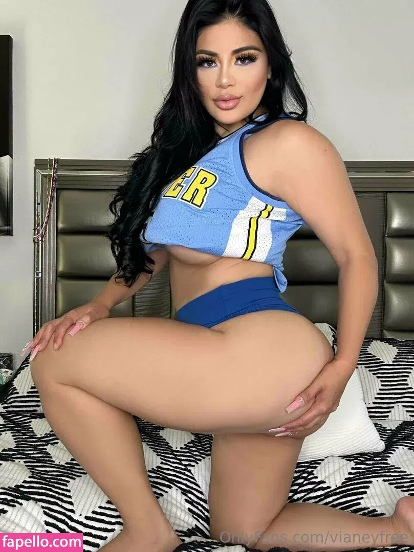 vianeyfree Onlyfans Photo Gallery 