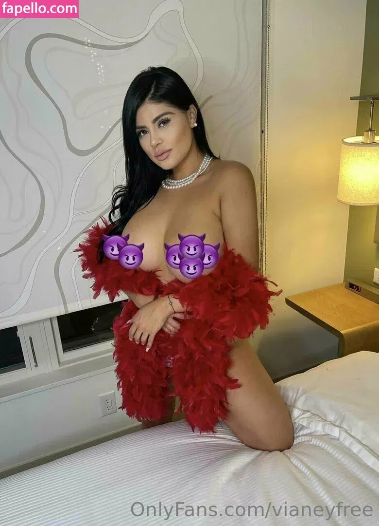 vianeyfree Onlyfans Photo Gallery 