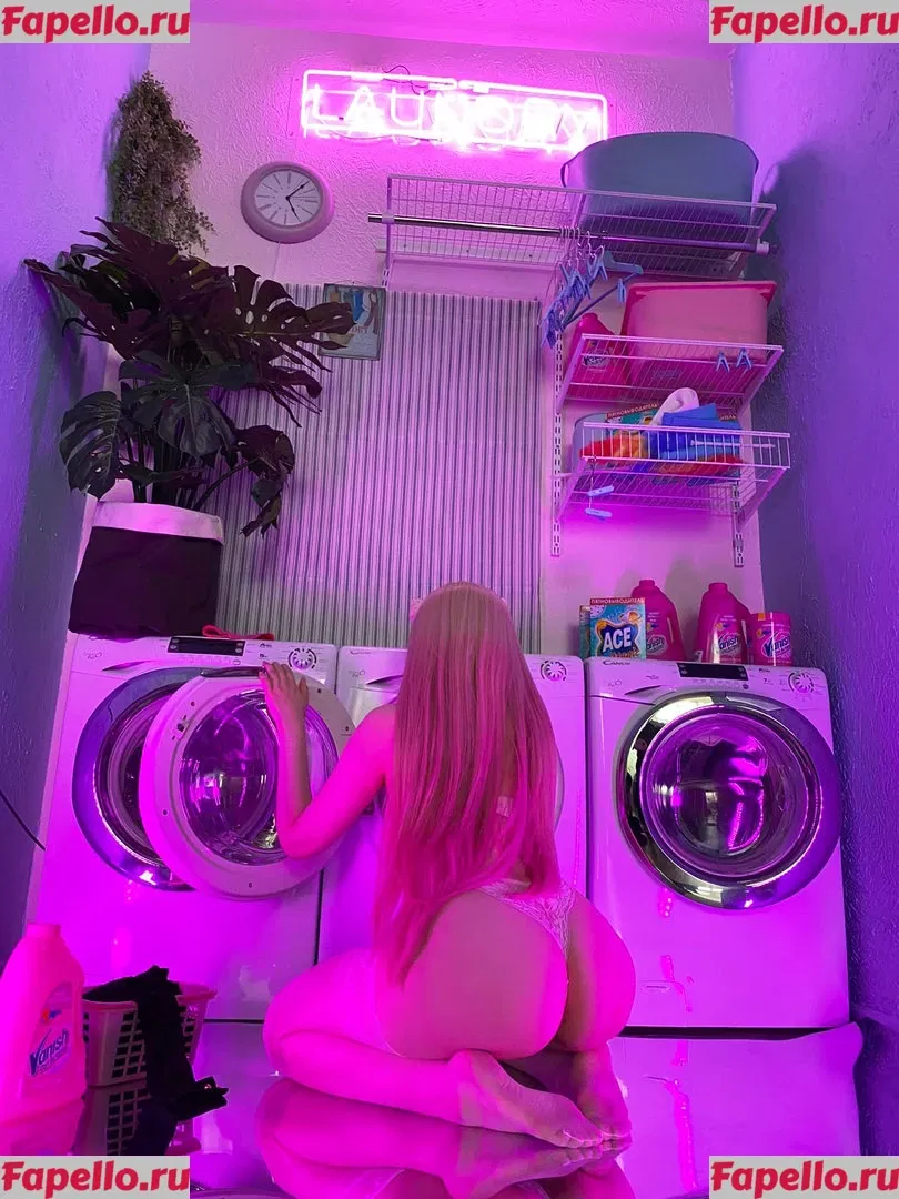 Alina Becker Onlyfans Photo Gallery 