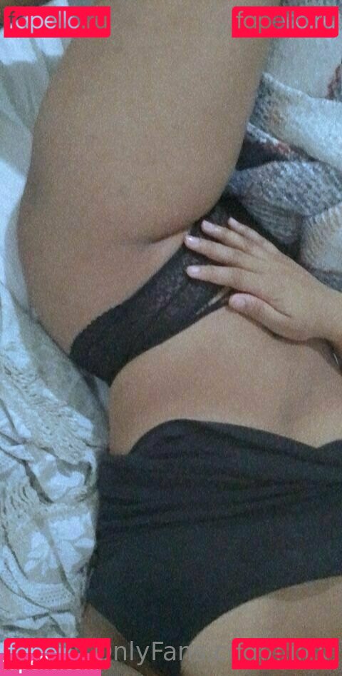 lilly / lliilly Onlyfans Photo Gallery 