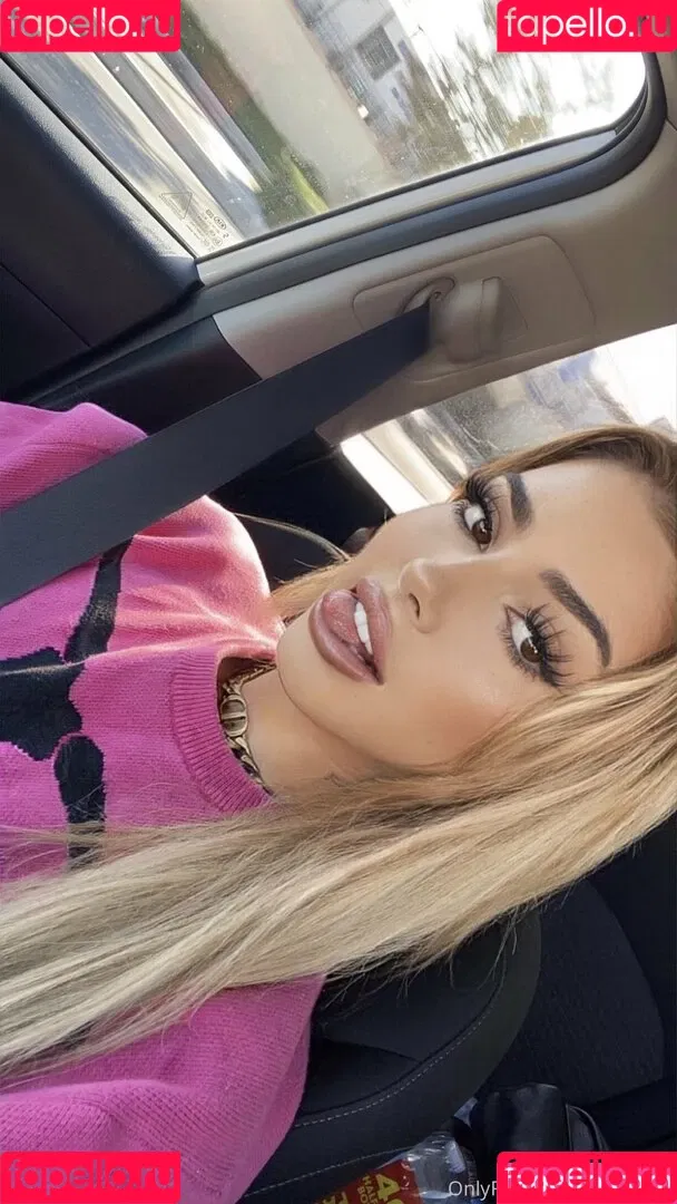 epixemily Onlyfans Photo Gallery 