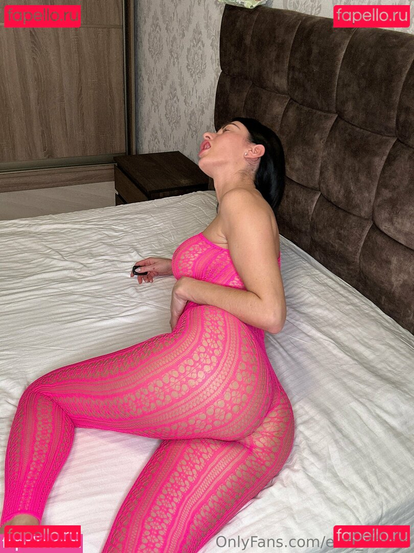 elsa_dream / elsaxdreams Onlyfans Photo Gallery 