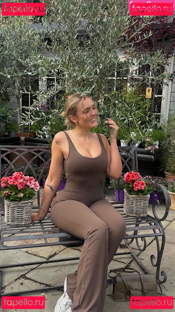 MillieT25 / xxxtt Onlyfans Photo Gallery 