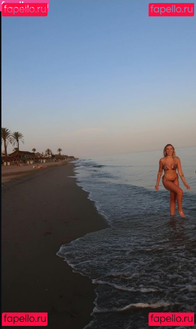 MillieT25 / xxxtt Onlyfans Photo Gallery 