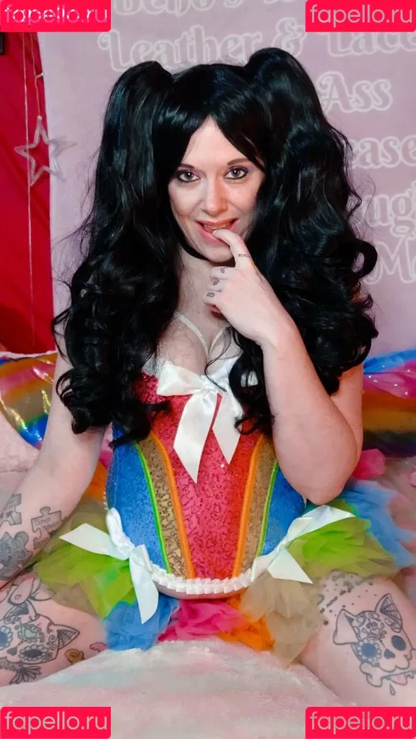 babyghoul.666 Onlyfans Photo Gallery 