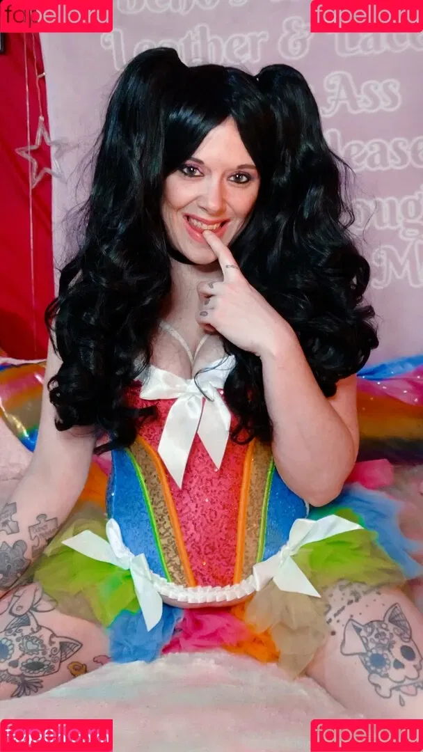 babyghoul.666 Onlyfans Photo Gallery 