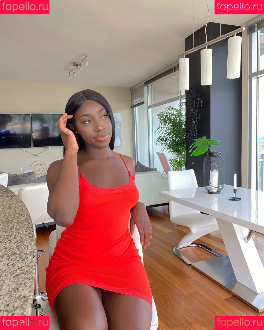 bribriann6722 Onlyfans Photo Gallery 
