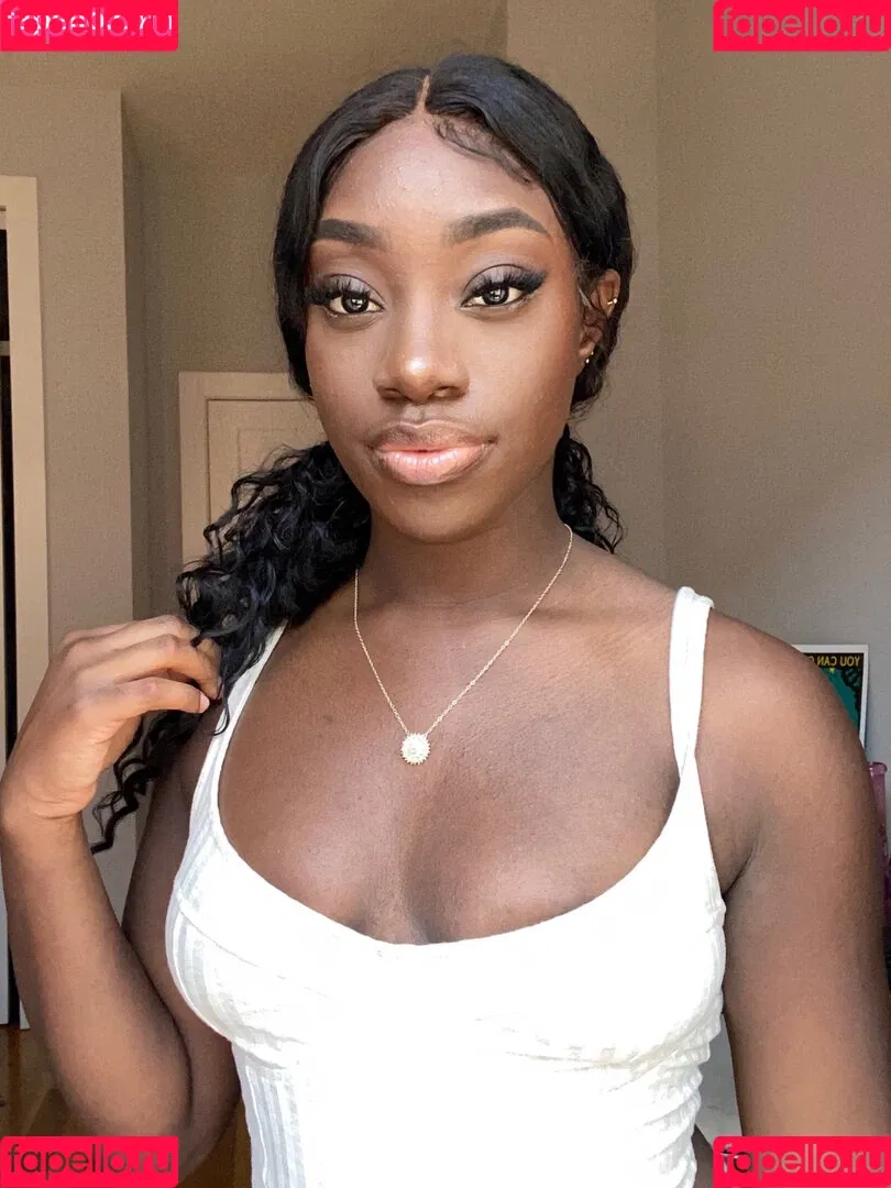 bribriann6722 Onlyfans Photo Gallery 