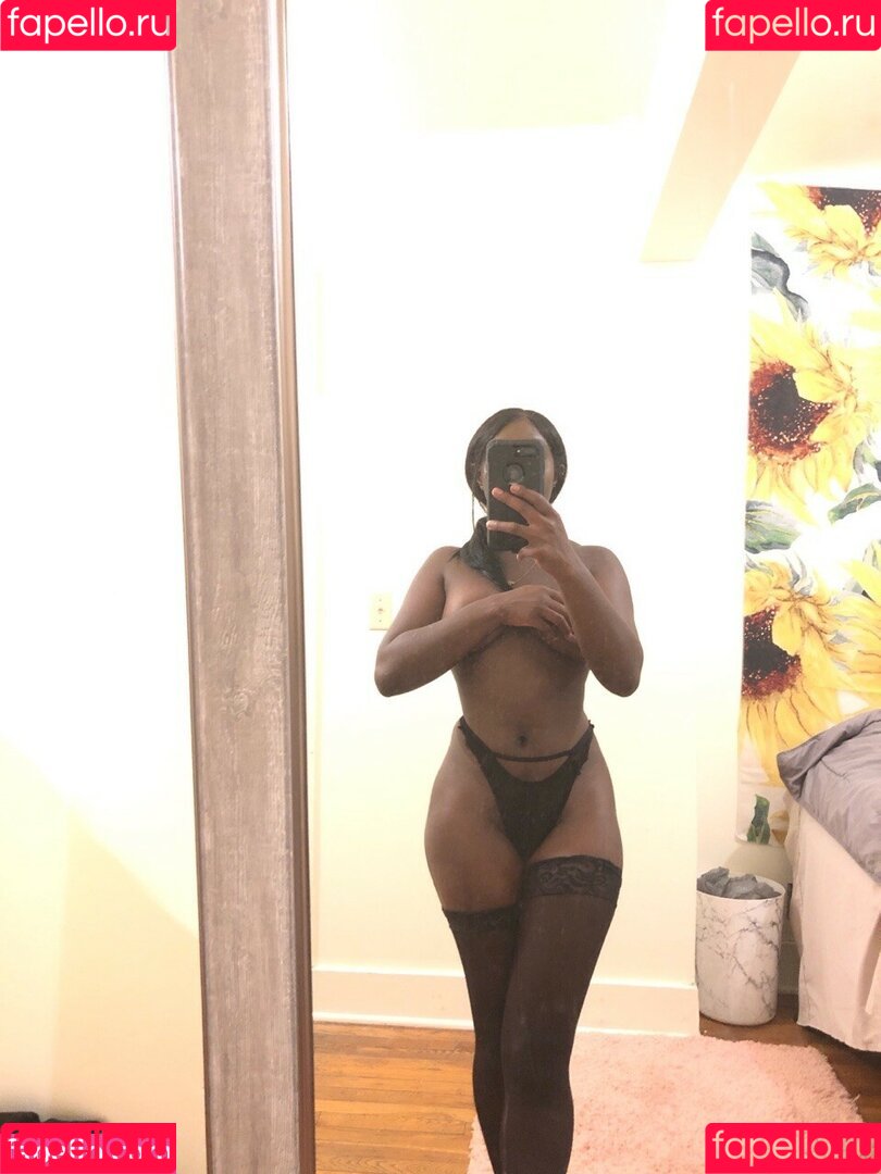 bribriann6722 Onlyfans Photo Gallery 