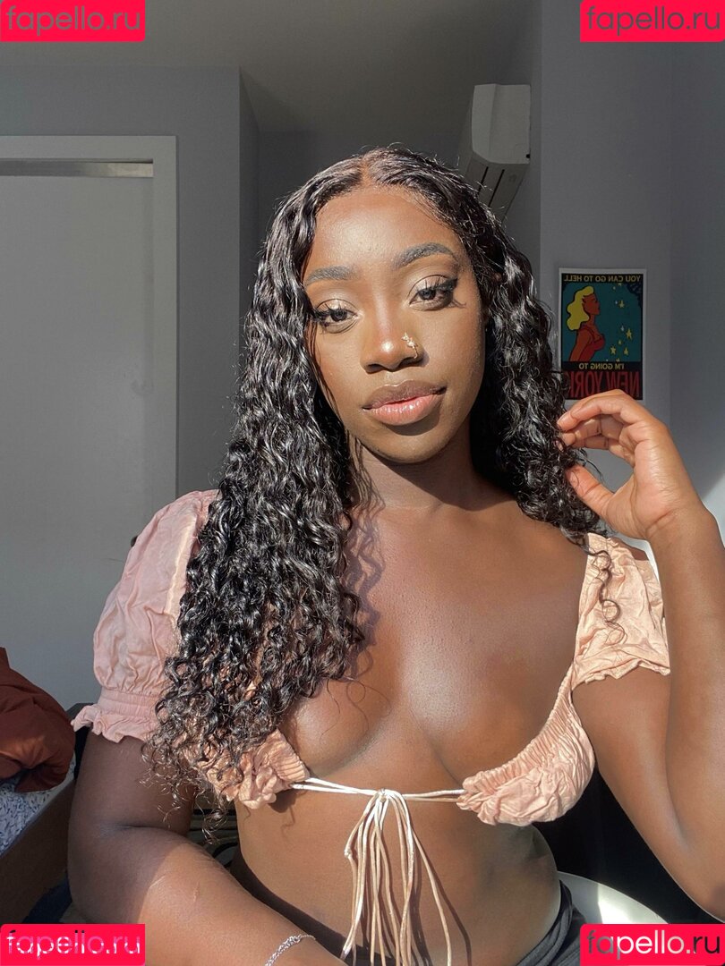 bribriann6722 Onlyfans Photo Gallery 