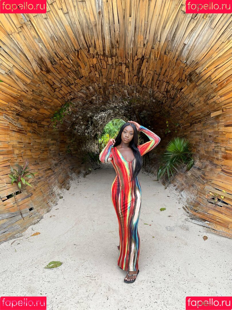 bribriann6722 Onlyfans Photo Gallery 