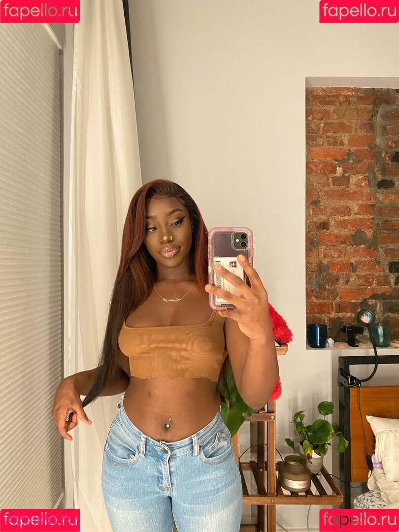 bribriann6722 Onlyfans Photo Gallery 