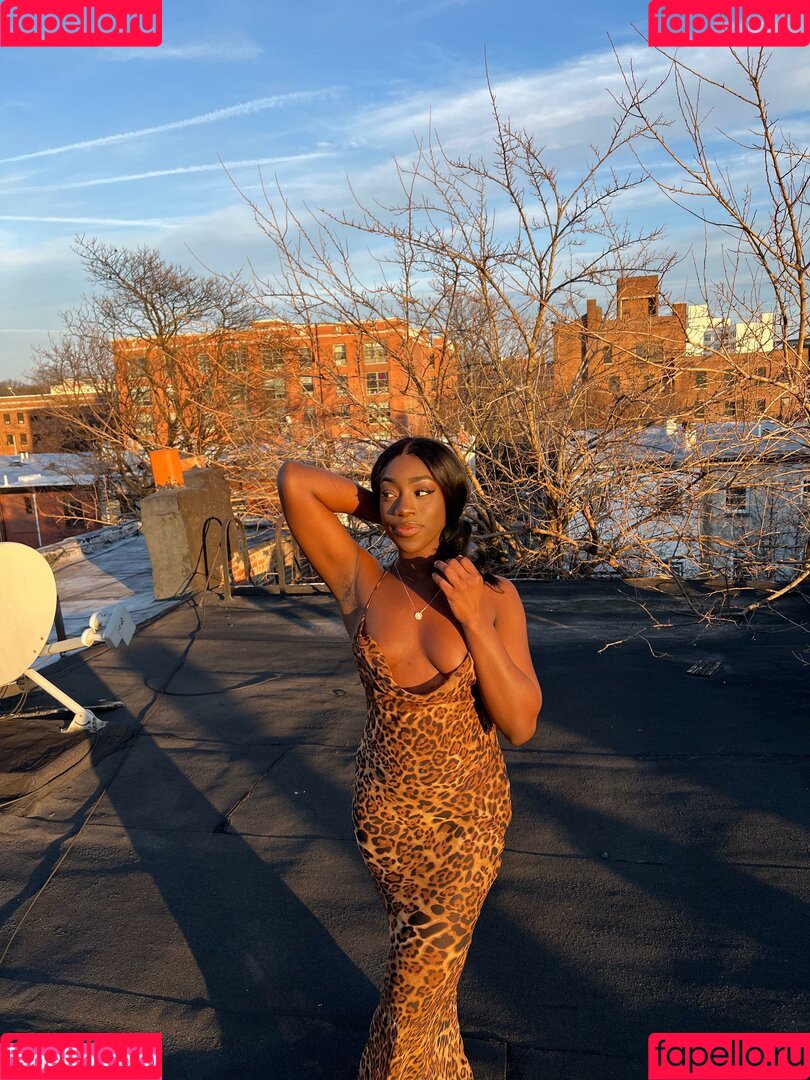 bribriann6722 Onlyfans Photo Gallery 