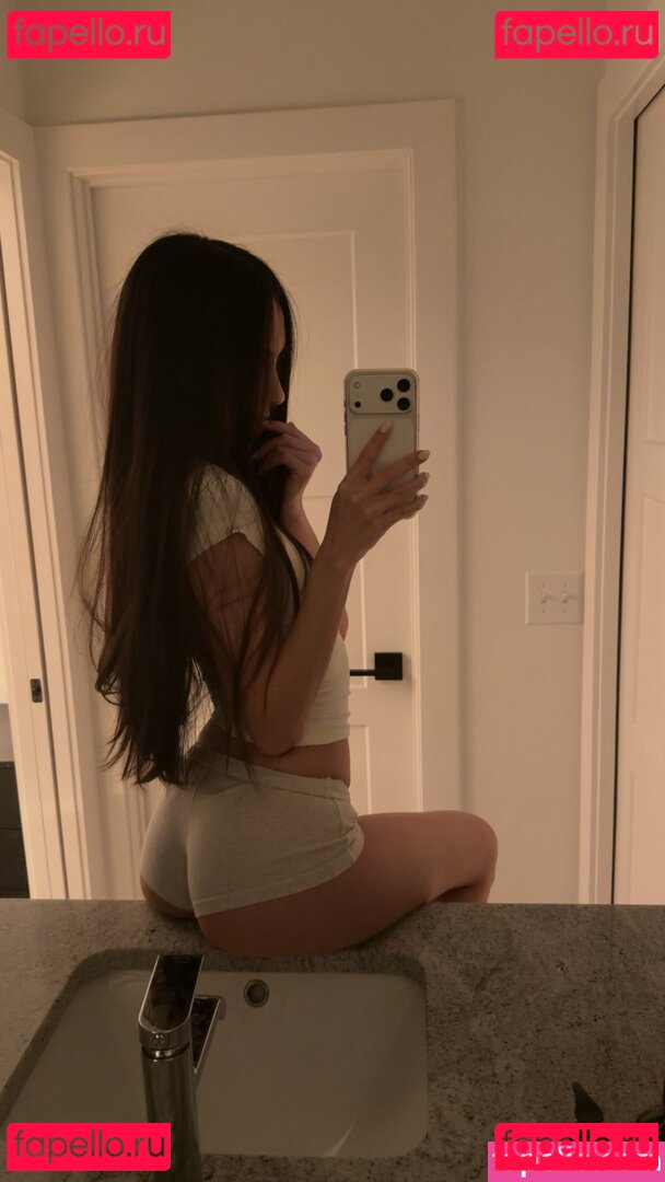 Caryn Marjorie / Cutie Caryn / cutiecaryn / marjikarp Onlyfans Photo Gallery 