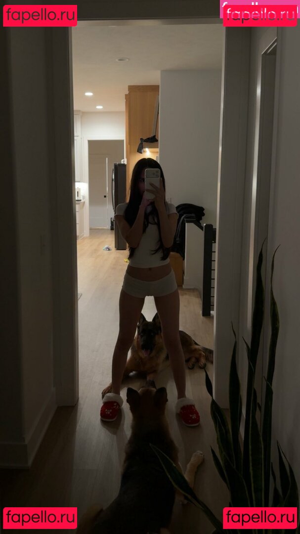 Caryn Marjorie / Cutie Caryn / cutiecaryn / marjikarp Onlyfans Photo Gallery 